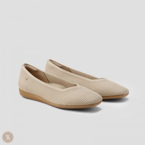 Ploché Topánky VIVAIA Lightweight Square-Toe V-Cut Margot CloudWalker Damske Almond | FRB-5113